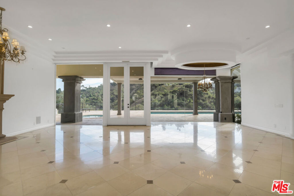 10557 Rocca Place - Photo 7