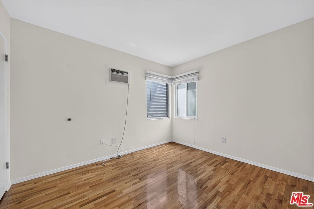 13553 Moorpark Street - Photo 26