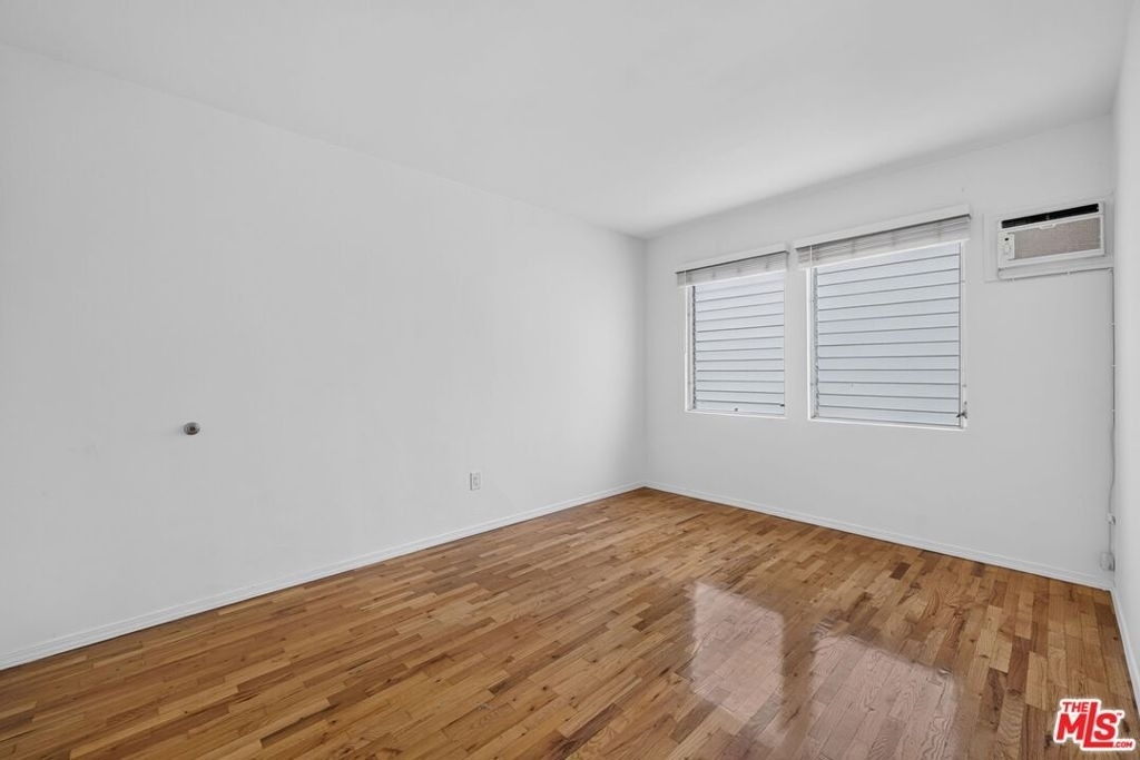 13553 Moorpark Street - Photo 18