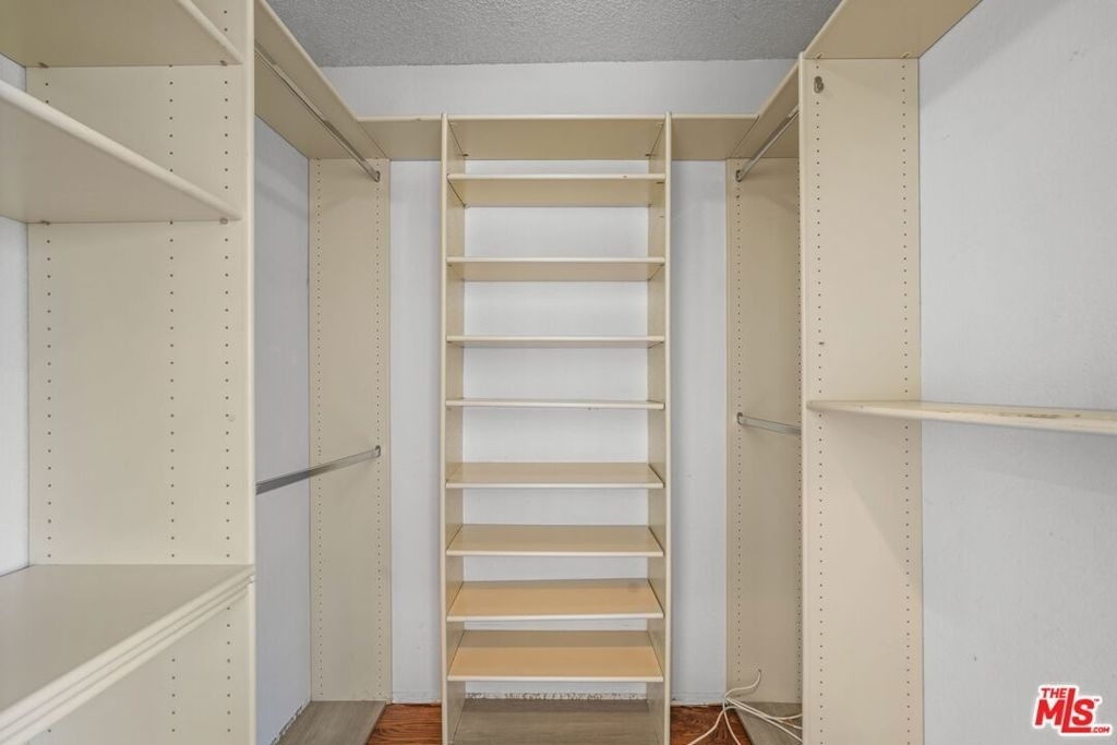 6609 Whitley Terrace - Photo 19