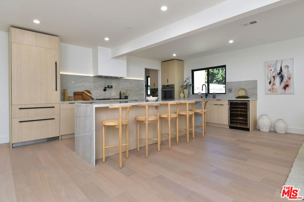 15431 Milbank Street - Photo 19