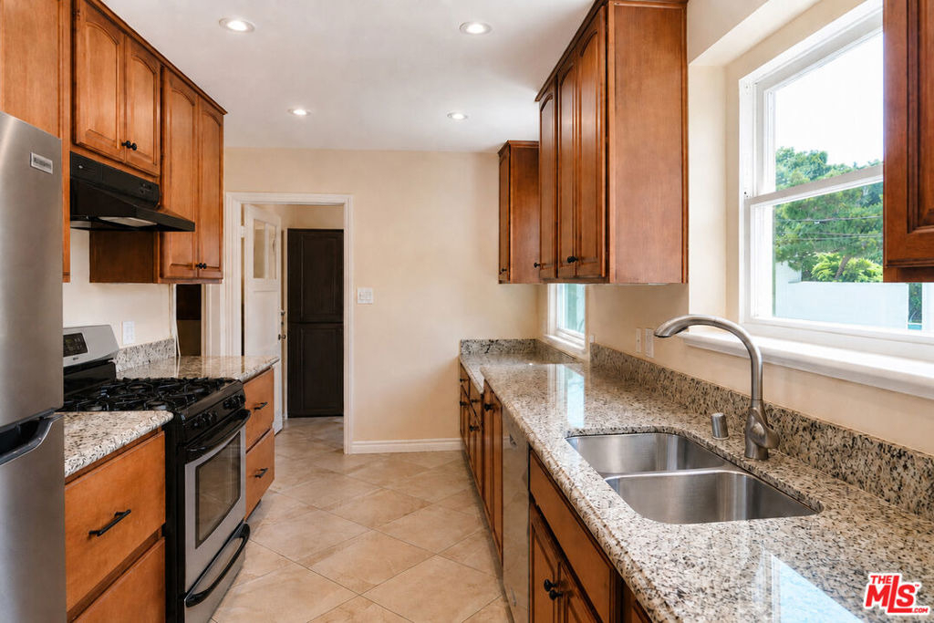 13134 Hartsook Street - Photo 8