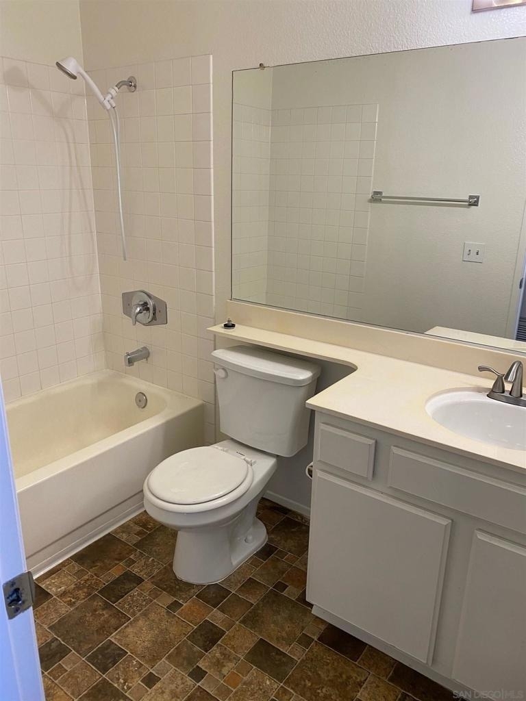 7608 Palmilla Dr - Photo 16