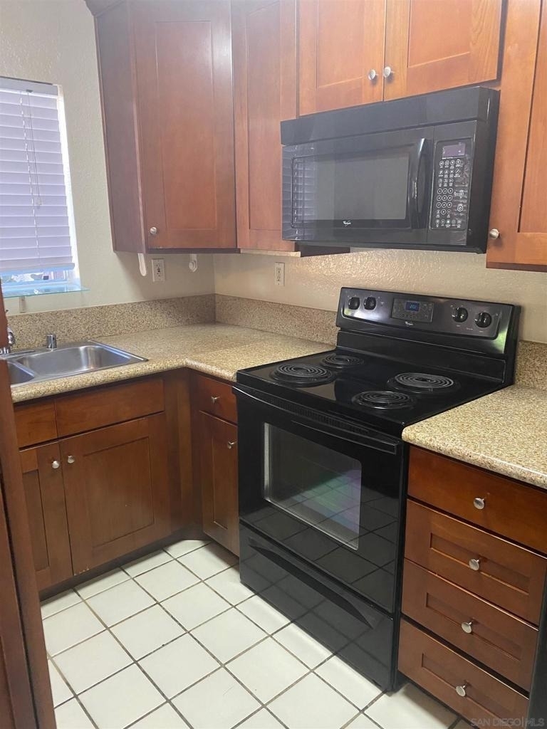 11353 Avenida De Los Lobos - Photo 5