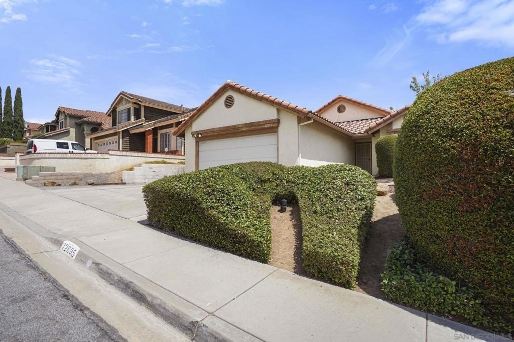 12895 Amaranth St - Photo 6