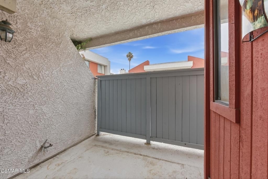7211 Cozycroft Avenue - Photo 26
