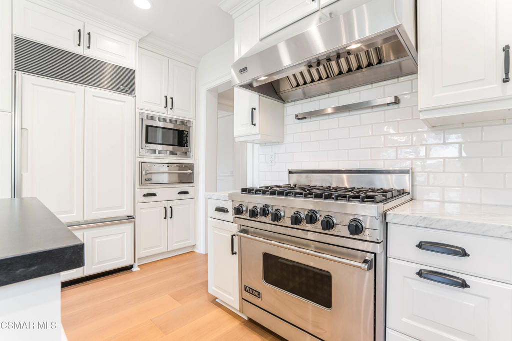 2306 Heatherbank Court - Photo 14