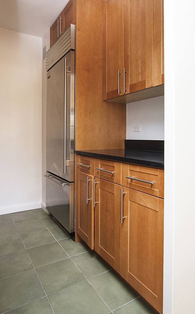 350 West 51st Street - Photo 1