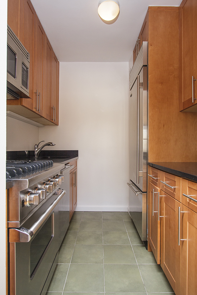350 West 51st Street - Photo 0