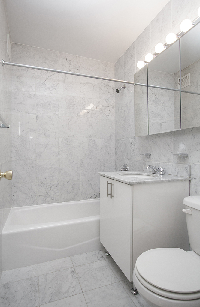 350 West 51st Street - Photo 5
