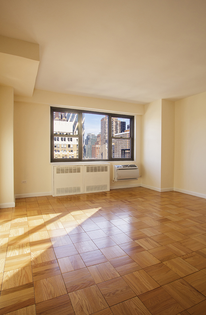 350 West 51st Street - Photo 2