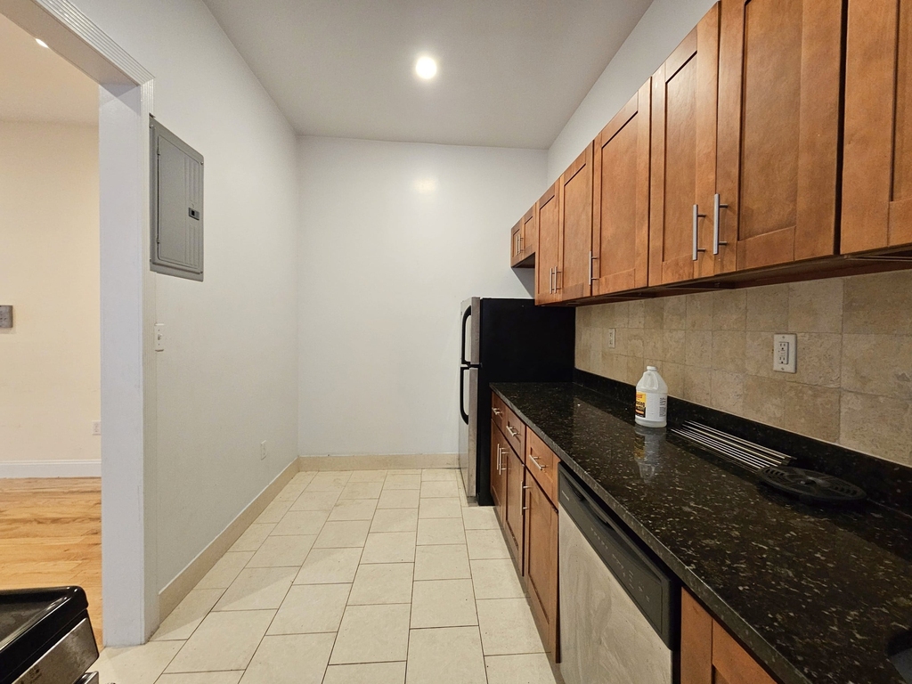 270 Fort Washington Avenue - Photo 3