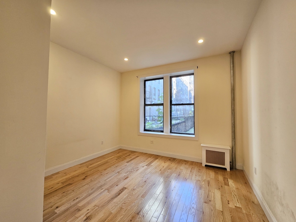 270 Fort Washington Avenue - Photo 6