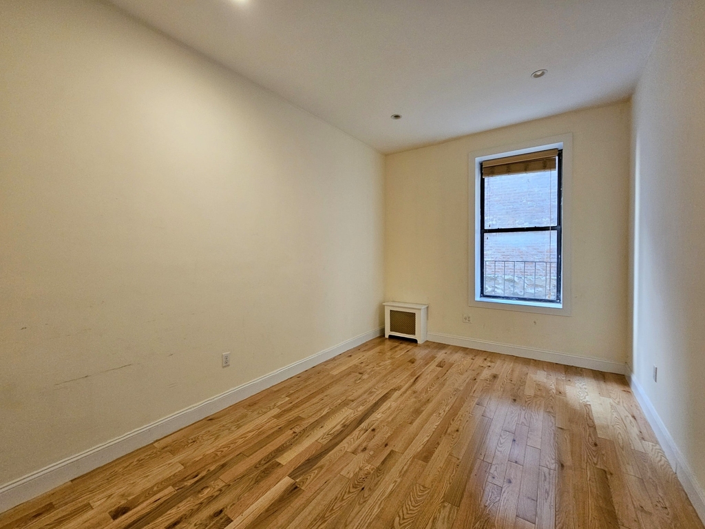 270 Fort Washington Avenue - Photo 8