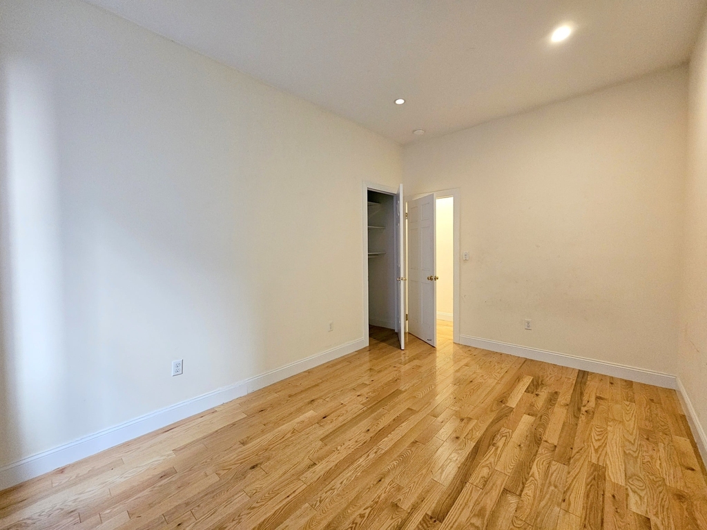 270 Fort Washington Avenue - Photo 9