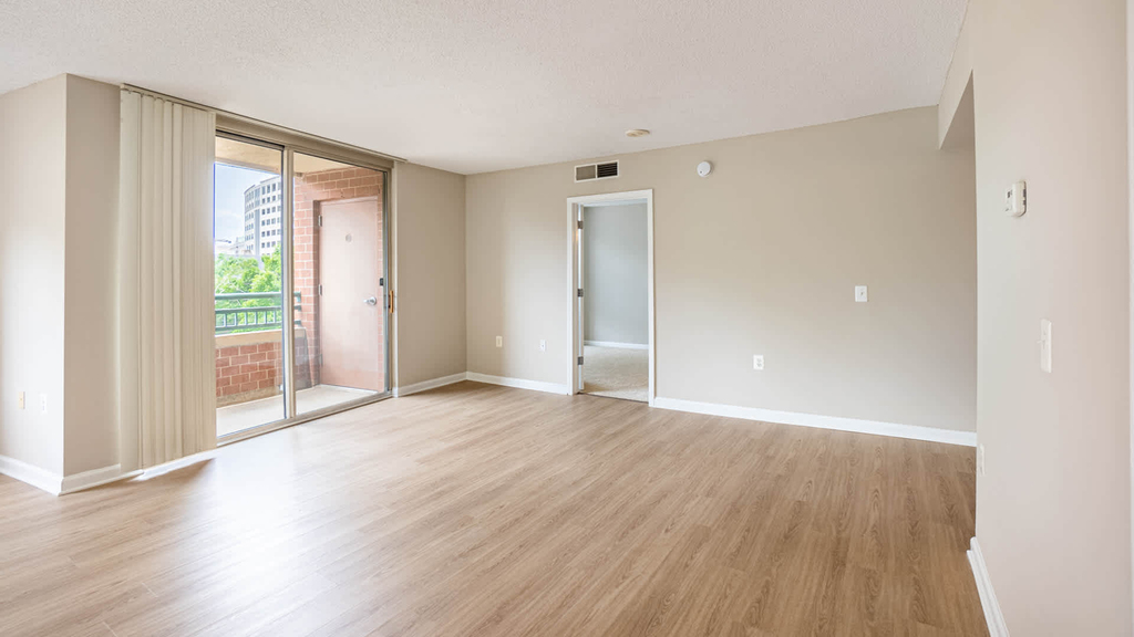 901 N. Nelson St. - Photo 8