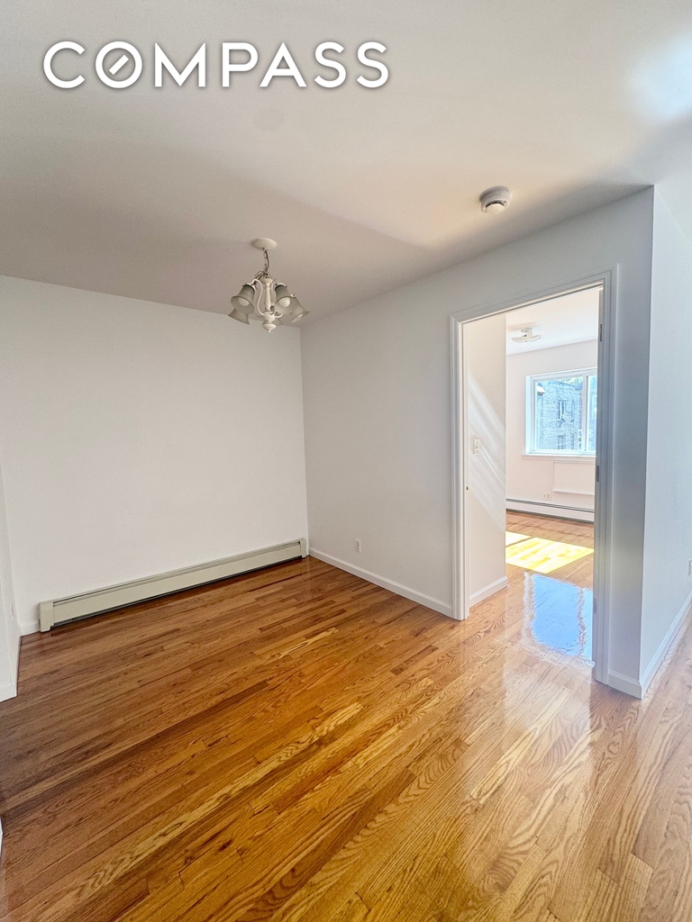59th Street - Photo 2