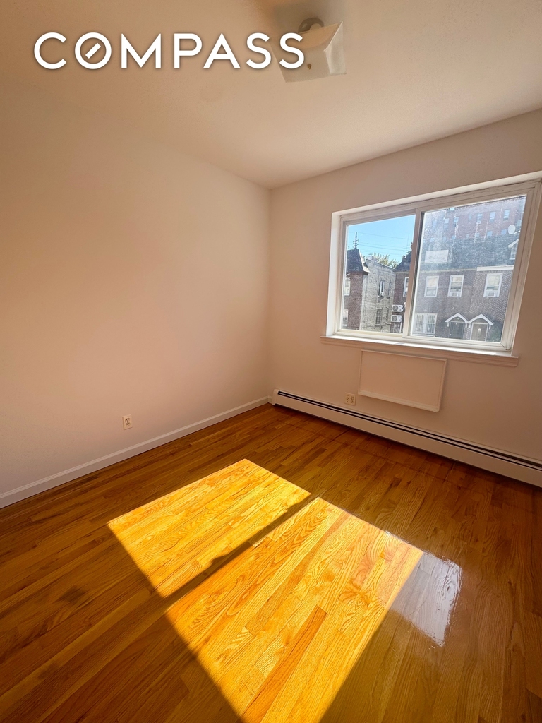 59th Street - Photo 3
