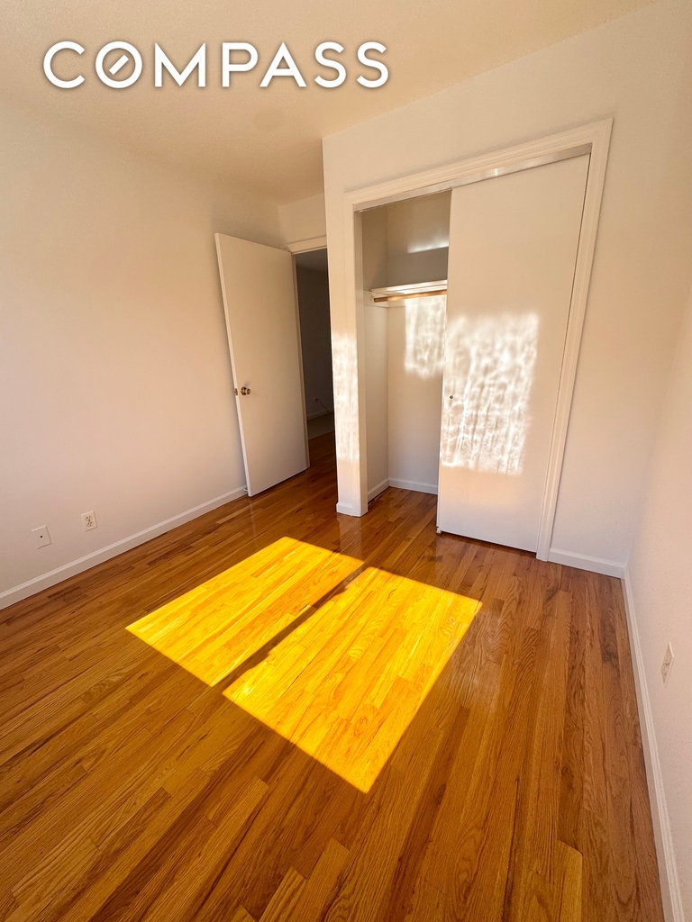59th Street - Photo 4