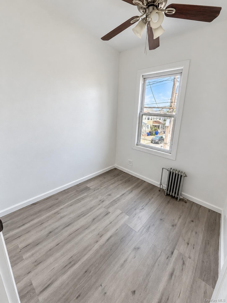 6052 80th Avenue - Photo 3
