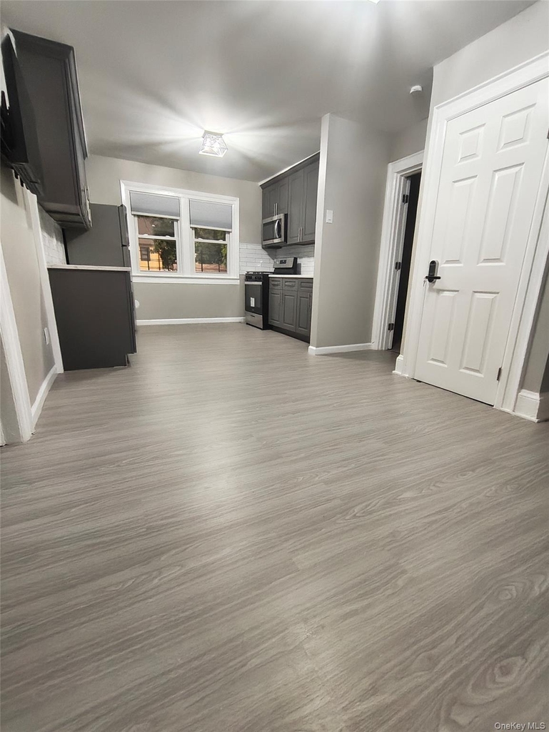 133 Lincoln Avenue - Photo 8