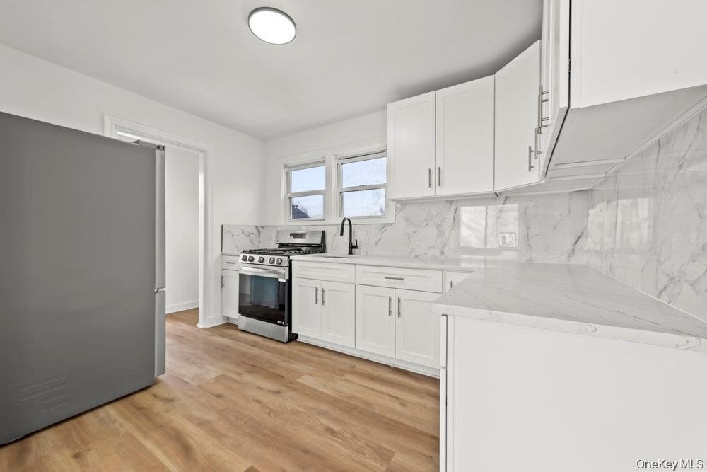 22 Chestnut Place - Photo 0