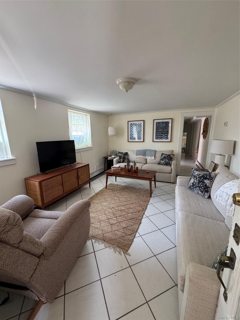 3 Clayton Avenue - Photo 2