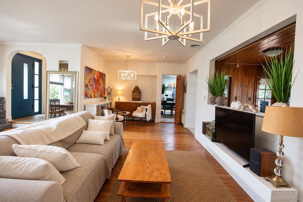 455 E Park Avenue - Photo 9
