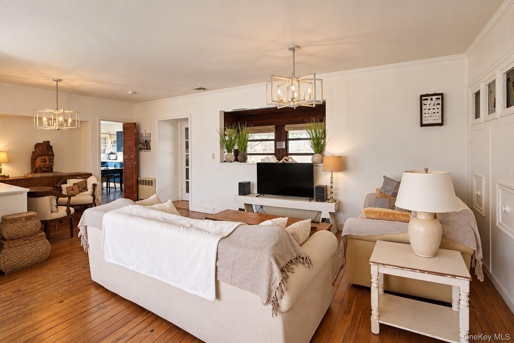 455 E Park Avenue - Photo 8