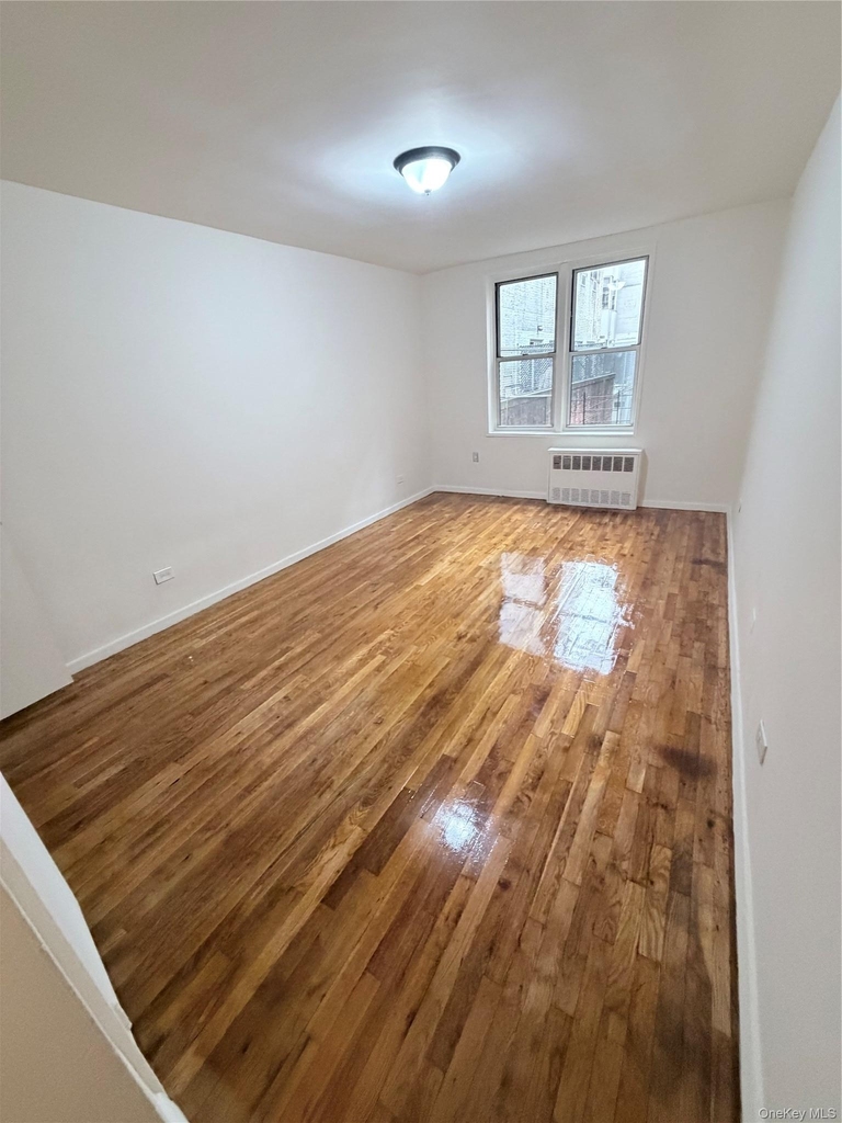 40-15 61st Street - Photo 9