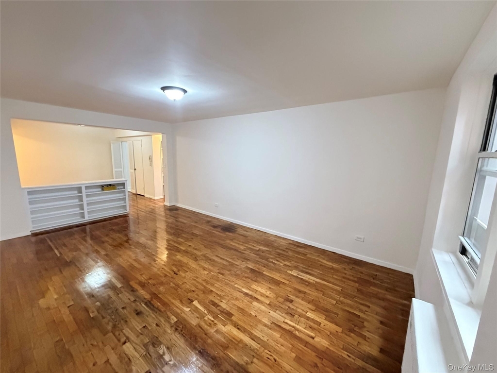 40-15 61st Street - Photo 18