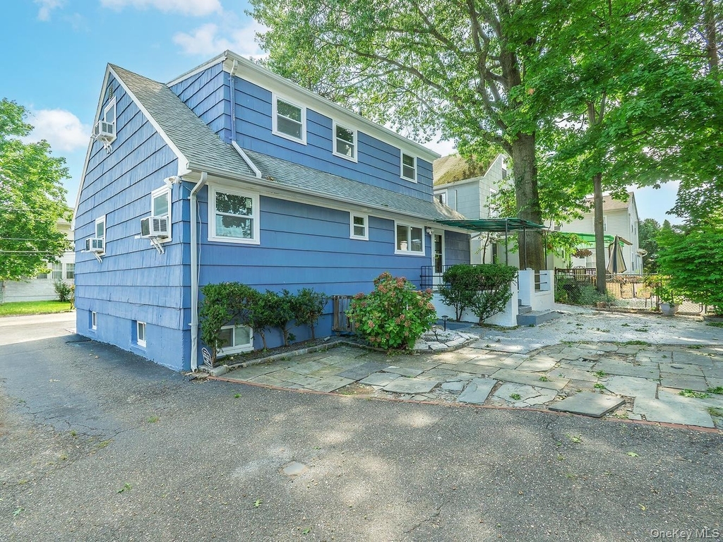 19 Elm Street - Photo 24