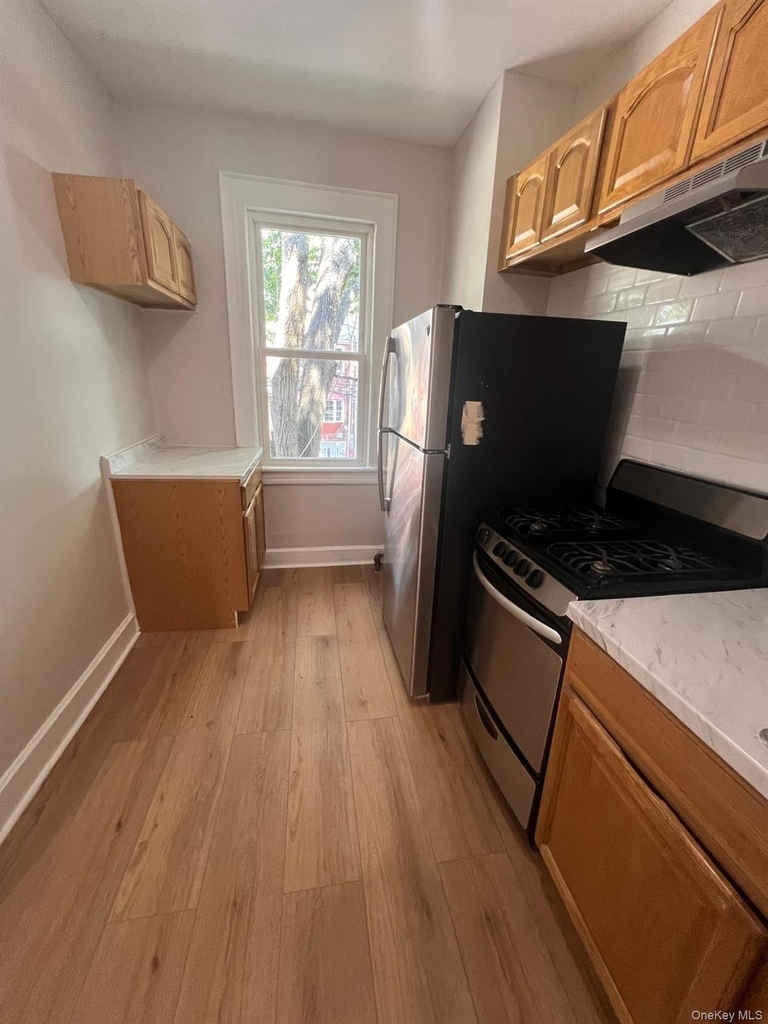 8125 Liberty Avenue - Photo 3