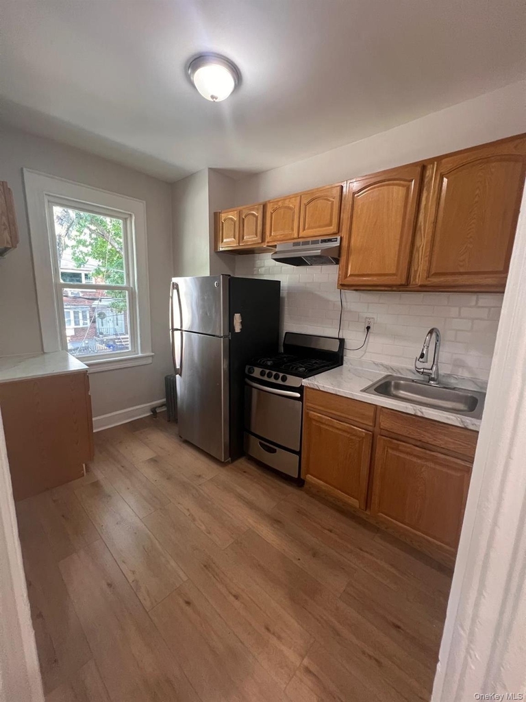 8125 Liberty Avenue - Photo 5