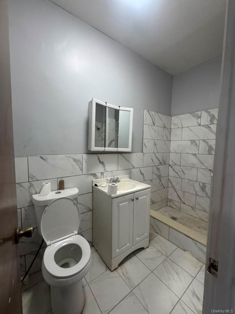 82-31 Woodhaven Boulevard - Photo 4