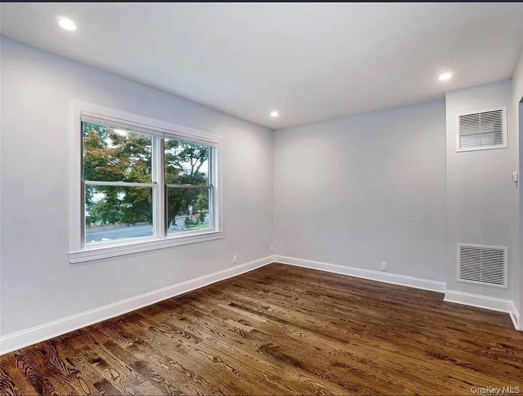 200 West Street - Photo 9