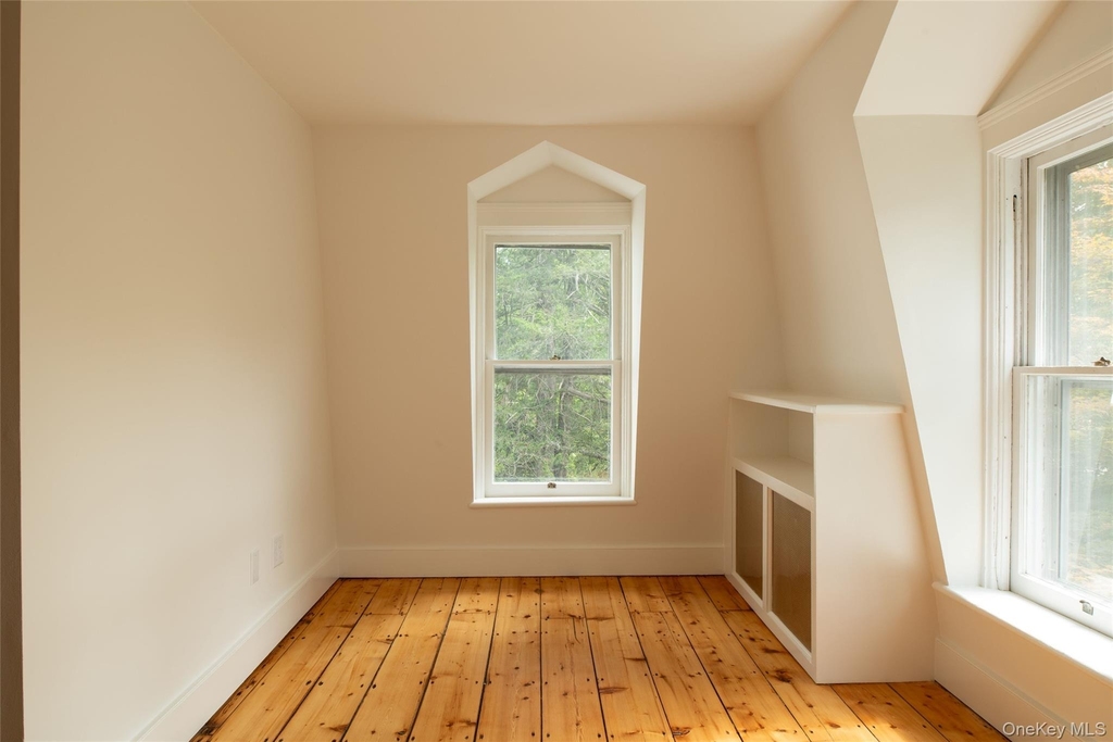 42-44 Montgomery Street - Photo 31