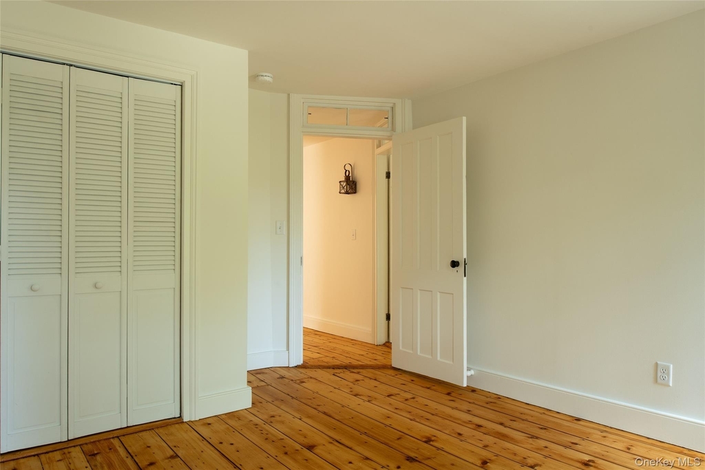 42-44 Montgomery Street - Photo 33