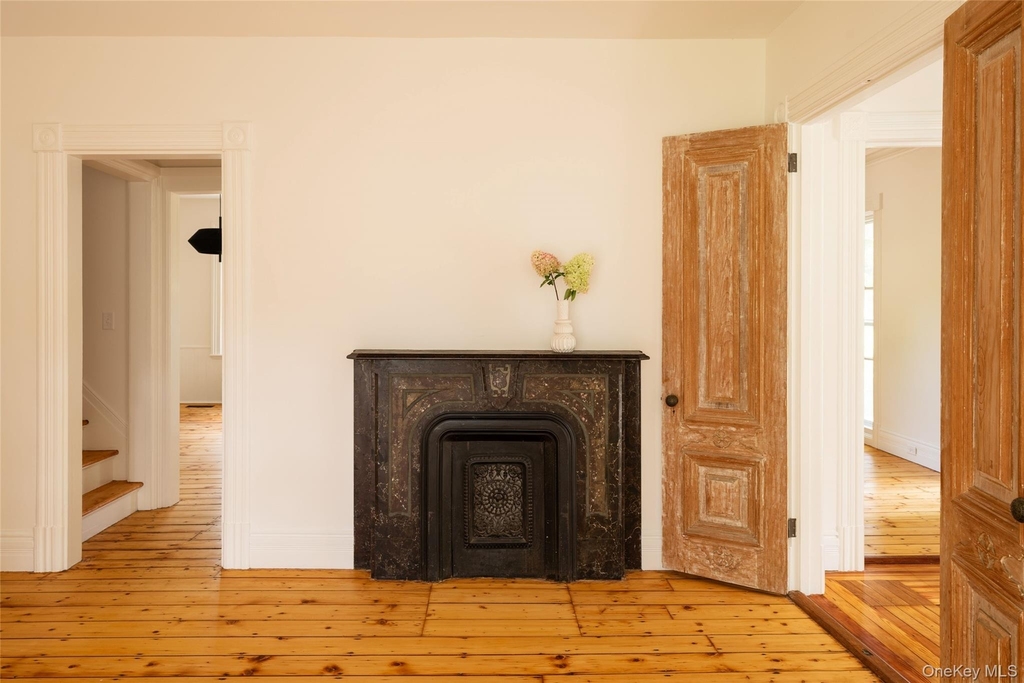 42-44 Montgomery Street - Photo 11