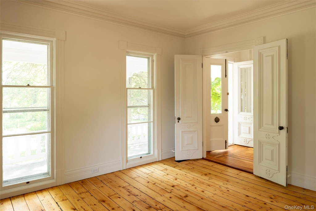 42-44 Montgomery Street - Photo 12