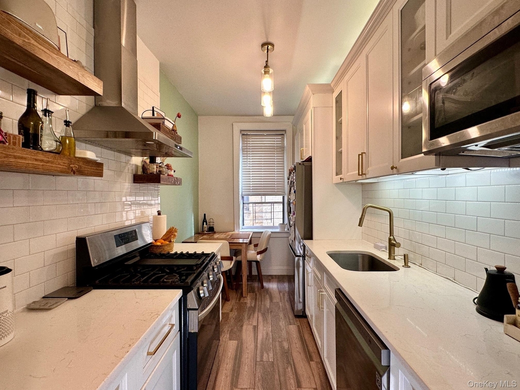 37-20 81st Street - Photo 4
