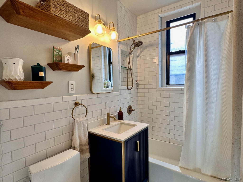 37-20 81st Street - Photo 5