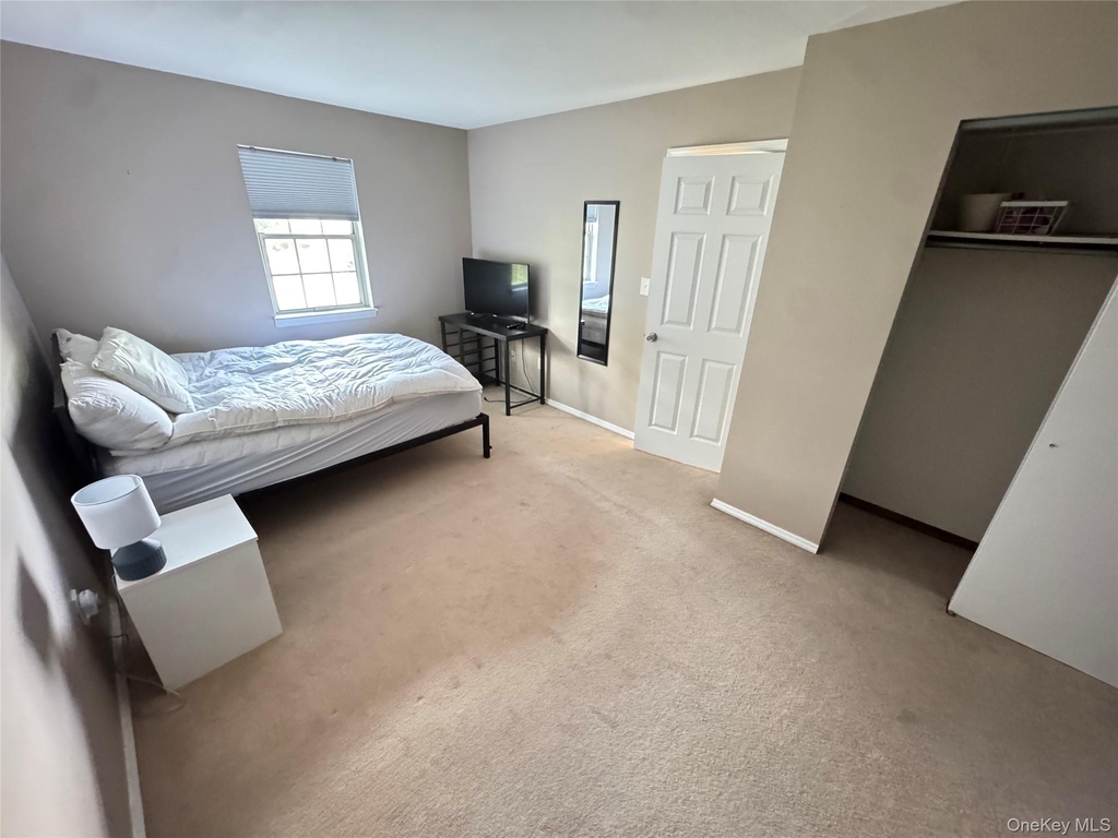 1 Hawthorne Court - Photo 6