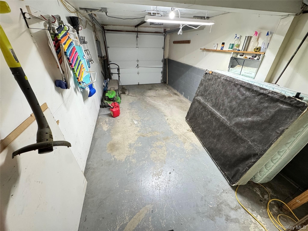 1 Hawthorne Court - Photo 12