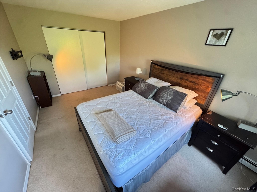 1 Hawthorne Court - Photo 5