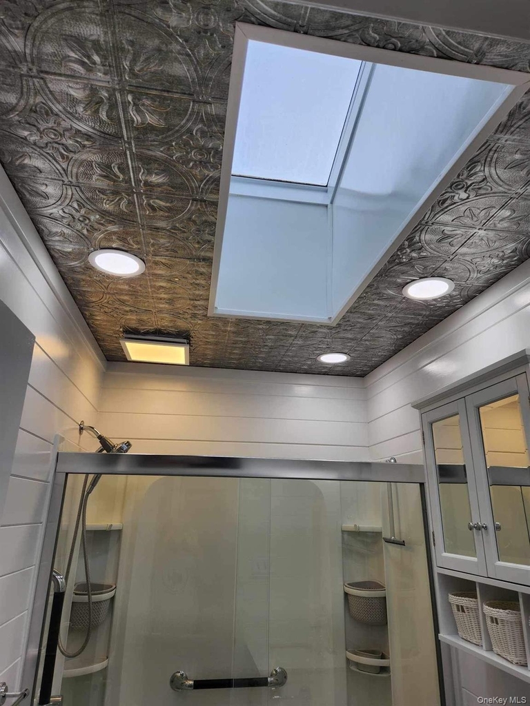 499 East Road - Photo 1
