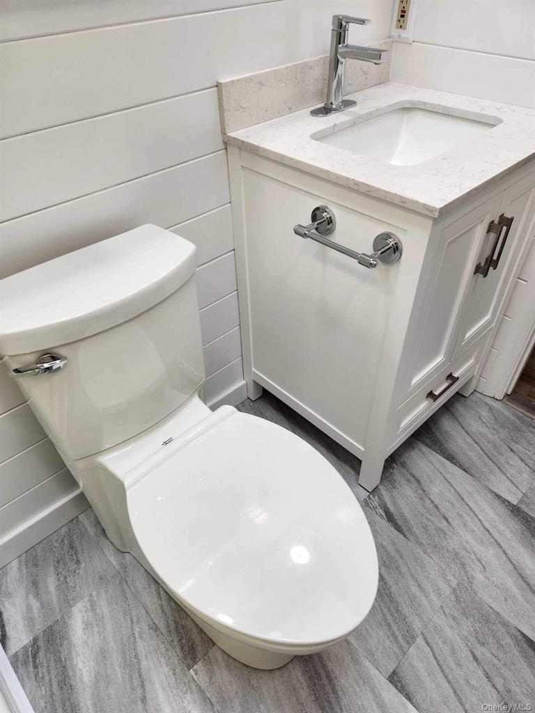 499 East Road - Photo 2