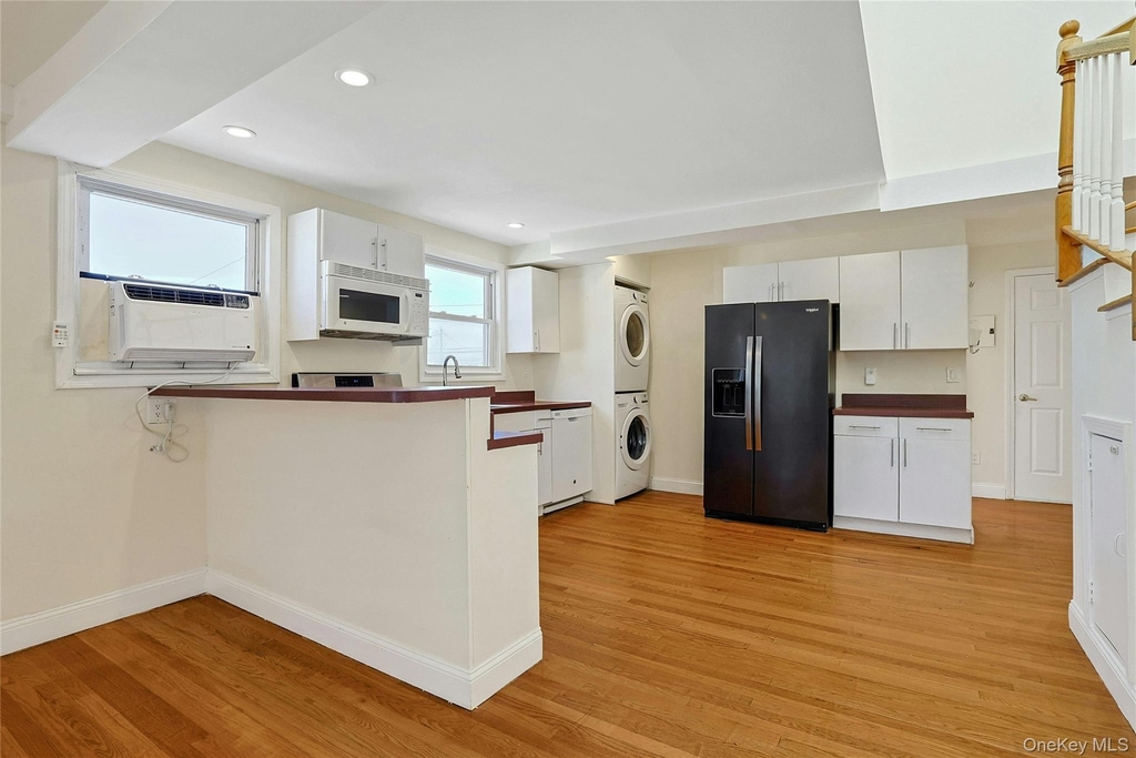 188 Main Street - Photo 8