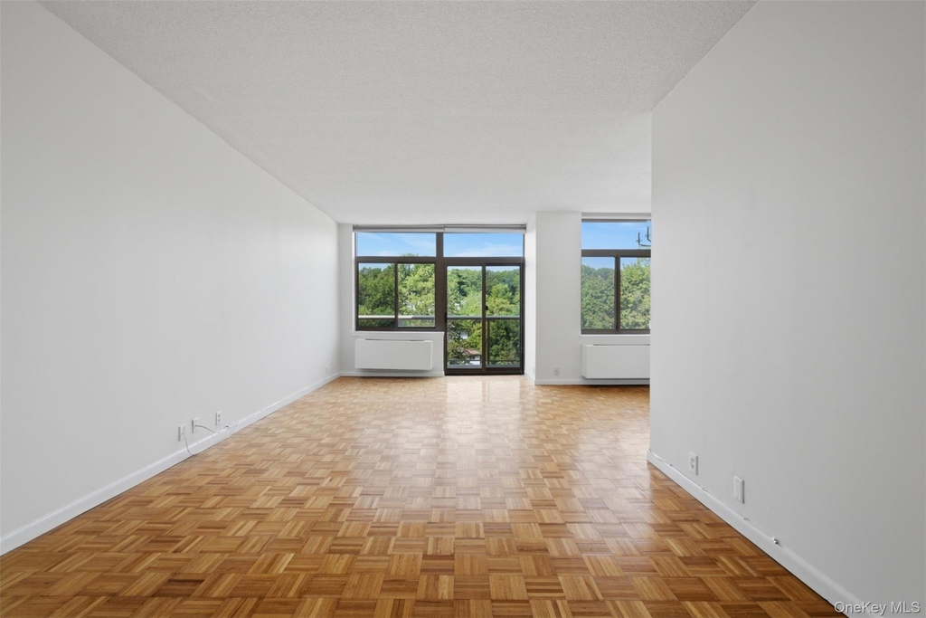 35 N Chatsworth Avenue - Photo 4