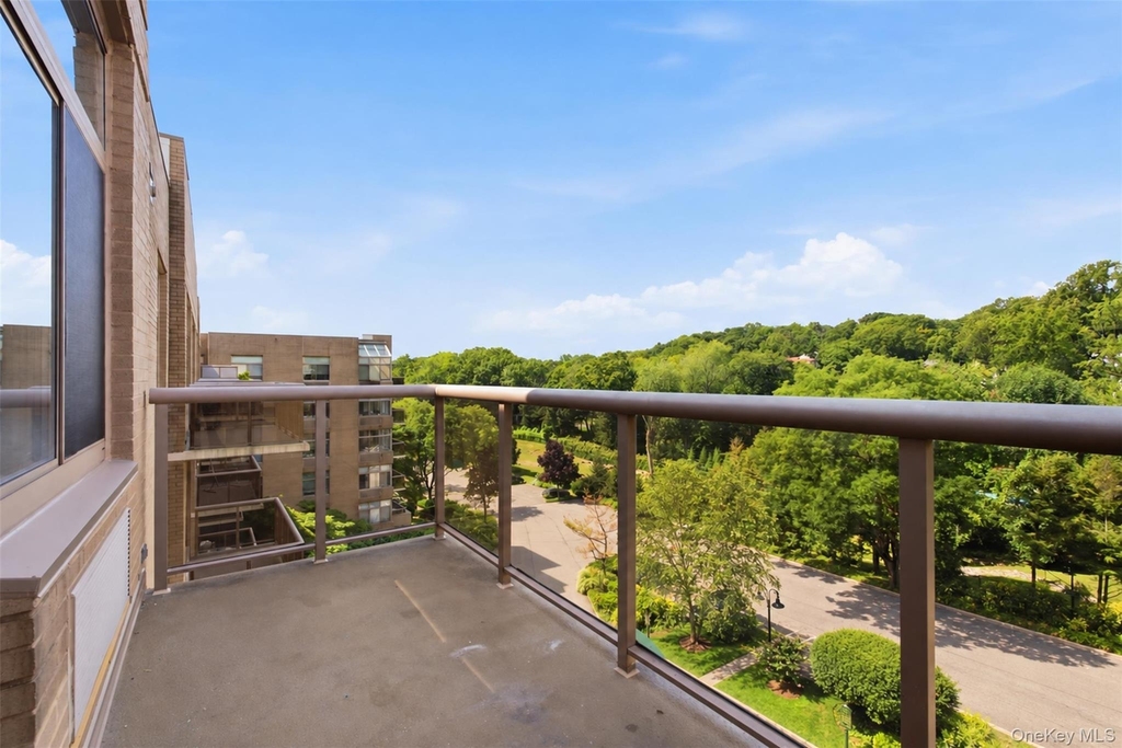 35 N Chatsworth Avenue - Photo 19